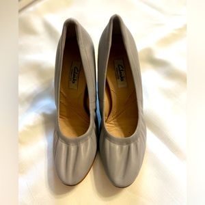 Clark high thick pumps